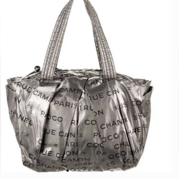 🌺CHANEL🌺 Metallic Unlimited Shoulder Bowler Bag - Picture 1 of 6